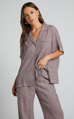 Brunita Shirt - Relaxed Short Sleeve Shirt in Moroccan Geo