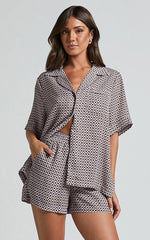Brunita Shirt - Relaxed Short Sleeve Shirt in Moroccan Geo
