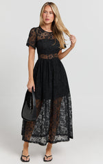 Leon Midi Dress - Short Sleeve Dress in Black