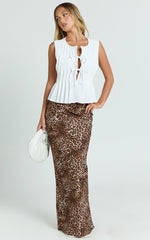 Lislie Top - Pleated Bow Tie-Front Top in White