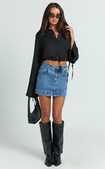 Wanda Shirt - Button Up Shirt in Black